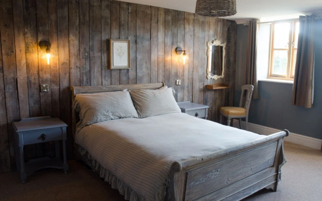 The Threshing Barn at Penrhos Court