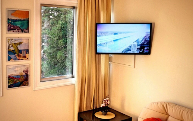 Napa Central Apartment