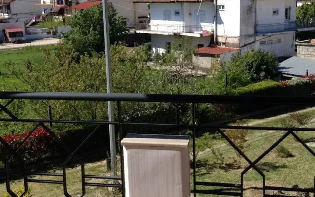 To Kastri