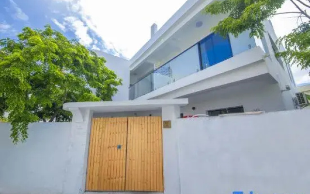 Sangxia Homestay (Sanya West Island Branch)