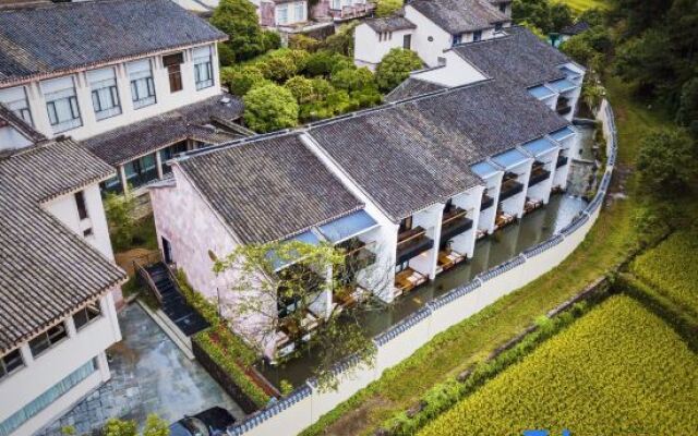 Tiantai Hot Spring Resort