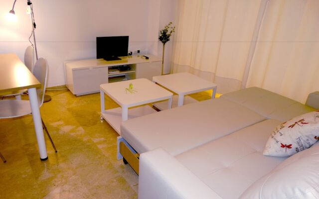 Laportilla Apartments by JITKey