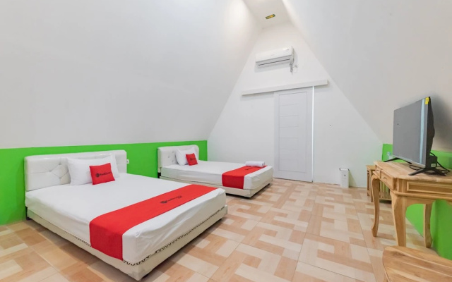 RedDoorz Syariah Plus Near Sukabumi Station – Guest Rooms – Sukabumi