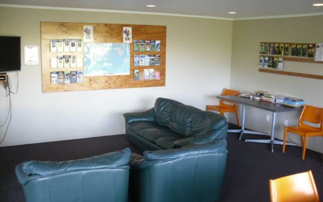 Opunake Beach Kiwi Holiday Park