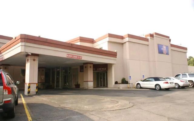 Motel 6 Pittsburgh