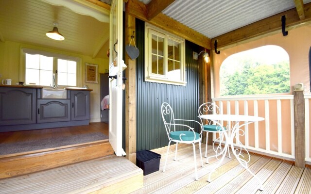Keepers Cosy, Shepherds Hut , Alresford 491853