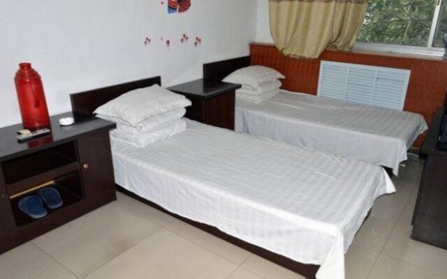 Xinhua Hotel