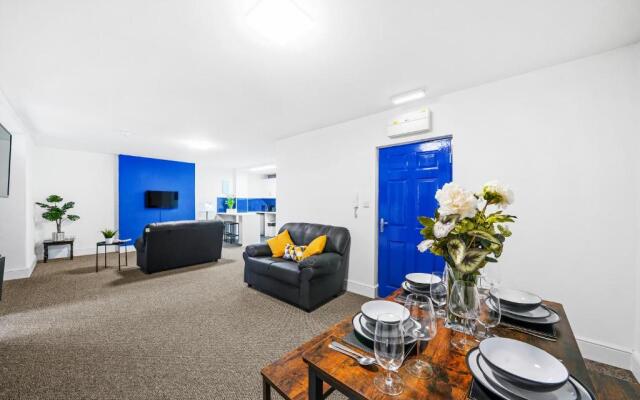 Sunshine Serviced Apartments by Happy Sunshine Stay