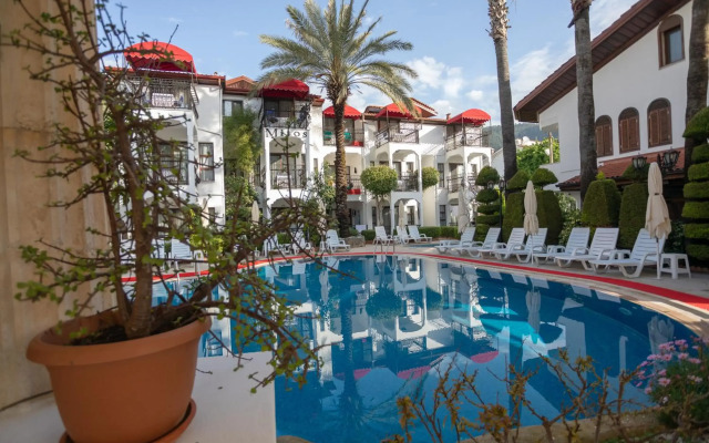 Mitos Apartments