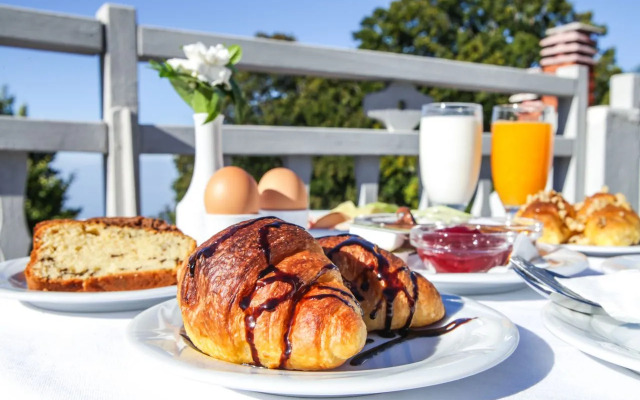 Anamar Pilio Resort