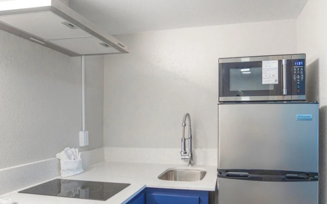 Economy Suites Extended Stay Tulsa