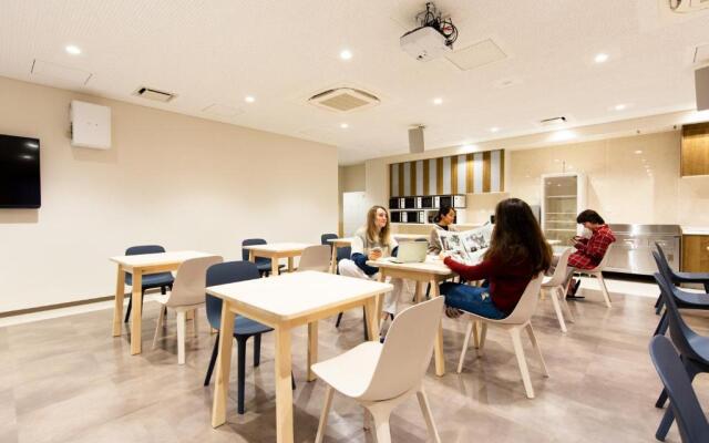 Wild Cherry Blossom-HOSTEL,TOKYO KOGANEI-