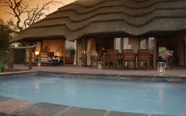 Motswiri Private Safari Lodge