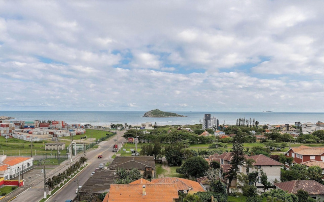 Apt W/balcony and BBQ 500m From the Beach Rml605