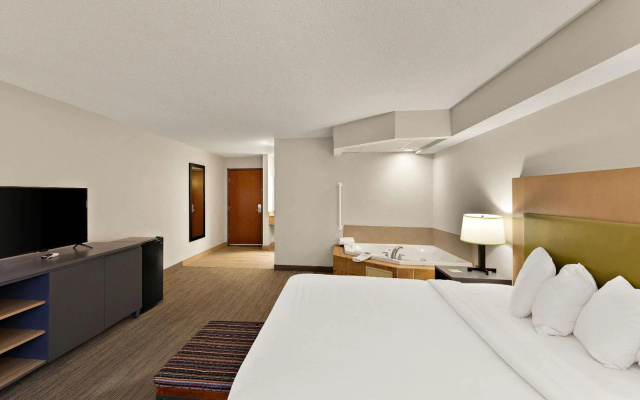 Country Inn & Suites by Radisson, Jonesborough-Johnson City West, TN