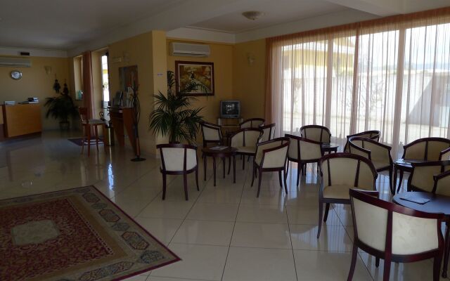 King's House Hotel Resort