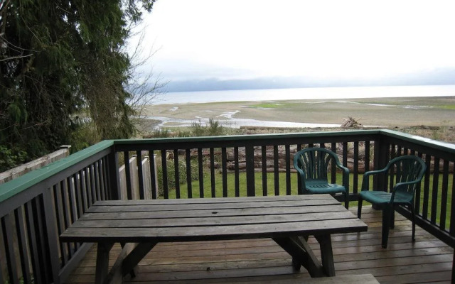 Seabreeze Resort