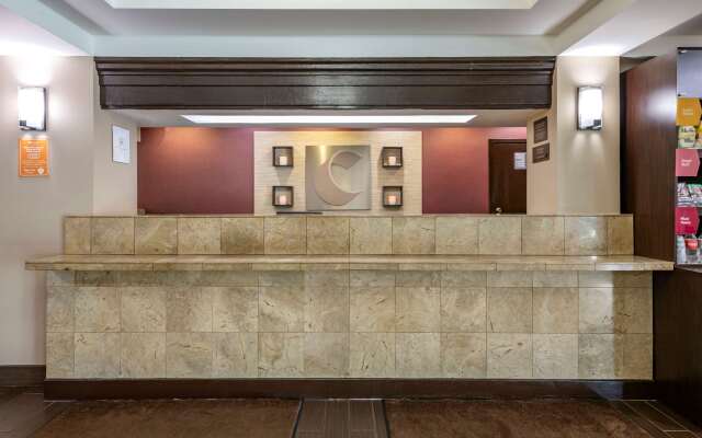 Comfort Suites Baymeadows Near Butler Blvd