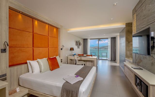 Cape Sienna Gourmet Hotel & Villas