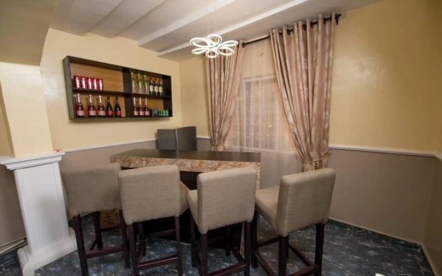 Nextdoor Apartment