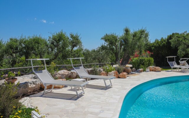 TD Trulli di Bouganville w/ Large Amazing Pool