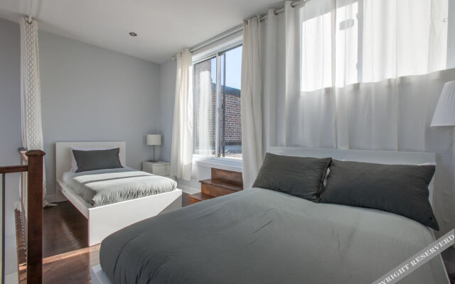 3 bedrooms 2 bathrooms Mont-Royal Apartment by Lux Montreal Vacations Rentals