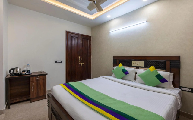 OYO Capitol O Mvm Residency