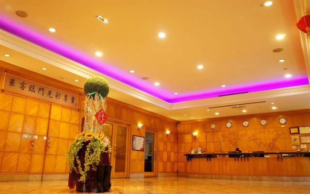 Oriental Hotel