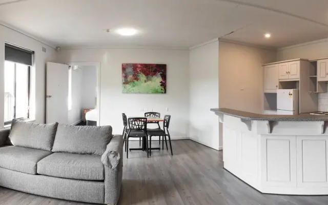 Rose & Crown Hotel Adelaide