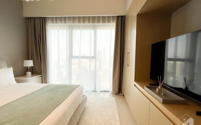 Burj Royale Downtown