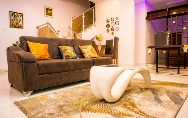 Cozy 2bed Terraced Duplex Apartment in Ajah-lekki