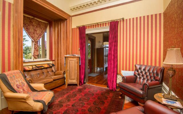 Boutique Hotel Warwick House