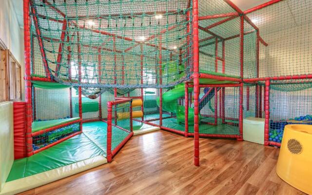 Woodlands Hall Hotel