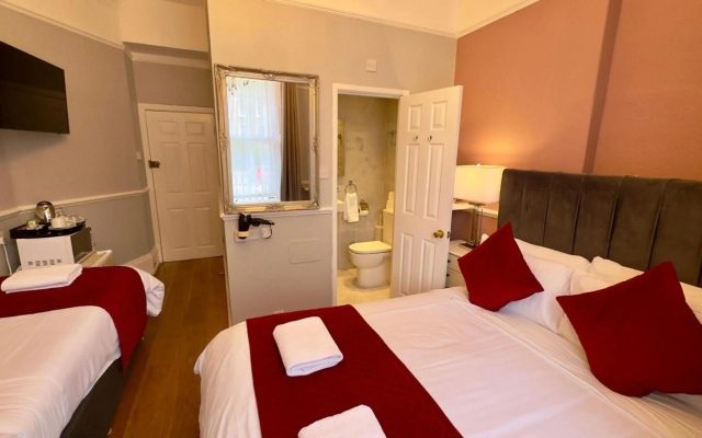 Classic Hyde Park Hotel