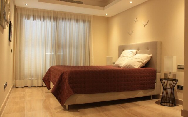 Apartment with Private Swimming Pool