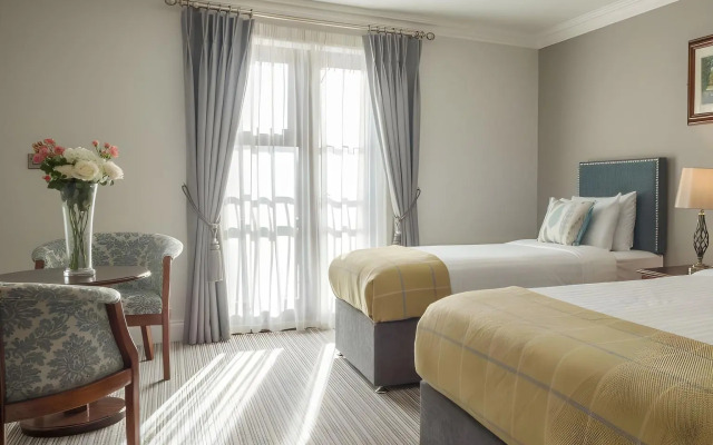 Killarney Heights Hotel