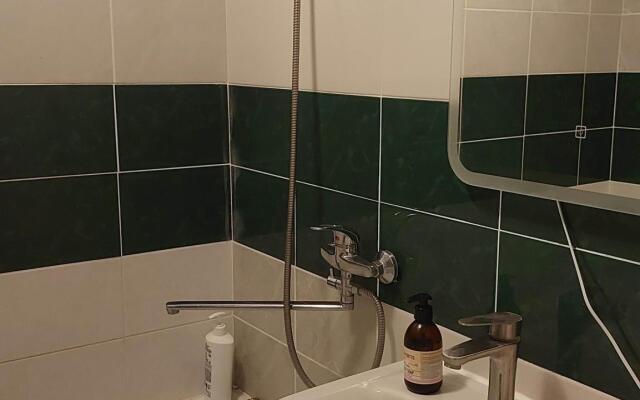 Апартаменты на улице Коминтерна 13