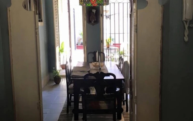 Doña Isabel - La Giraldilla