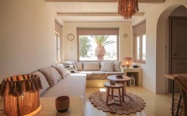 4Twaves beach house - BeachFront in Agios Ioannis