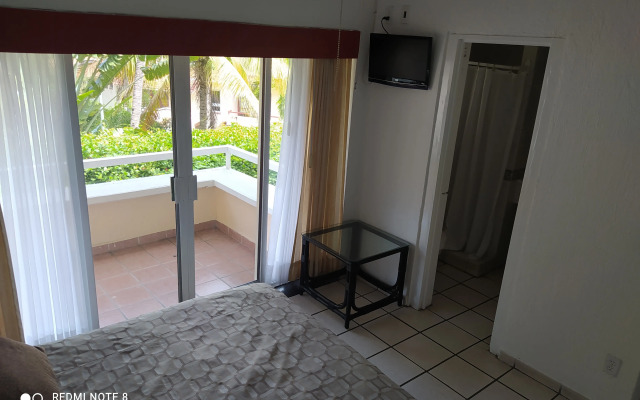Villas del Palmar Manzanillo with Beach Club