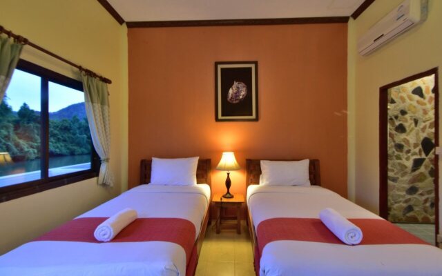 Pechmaneekan Beach Resort