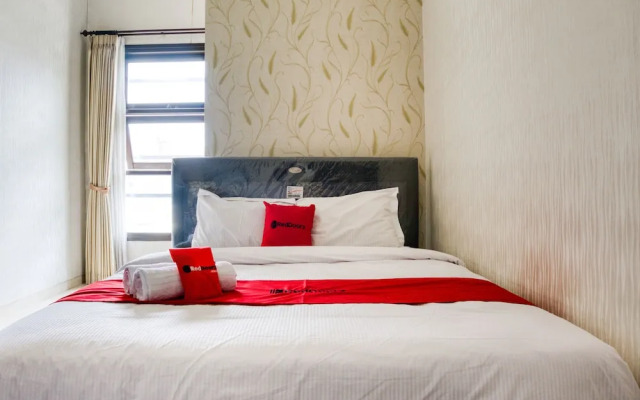 RedDoorz near Ma Chung University