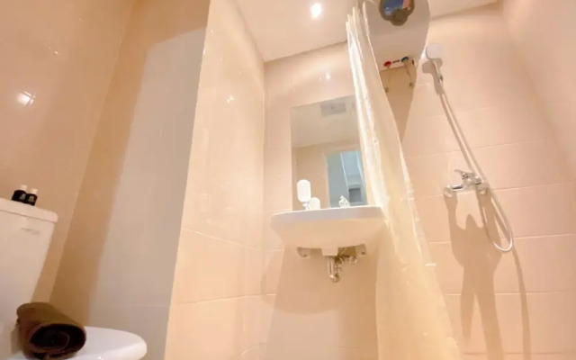 Tranquil Abode 1Br Apartment At Parahyangan Residence