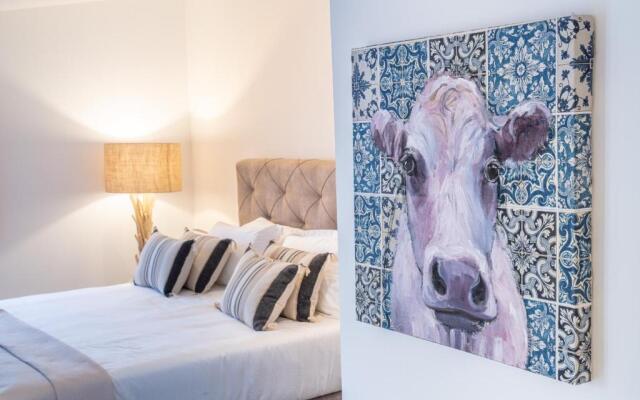 Eleven, Boutique luxury house & garden