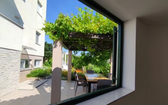 Neven - Economic Apartment Close to sea - A5 II kat