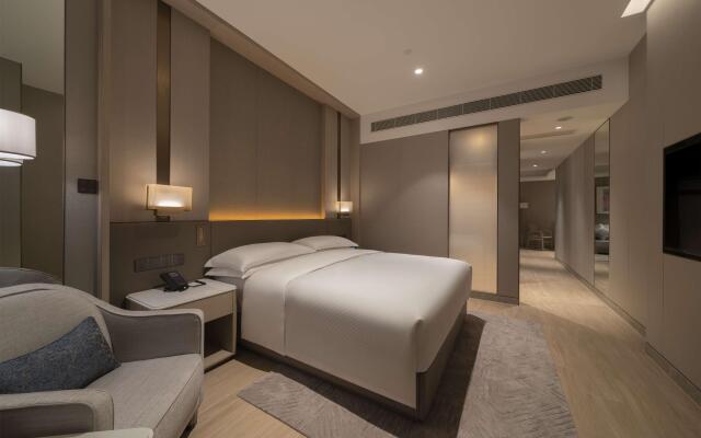 DoubleTree by Hilton Shenzhen Nanshan Hotel & Residences