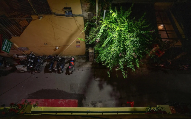 CozyPosy Premier Apartment