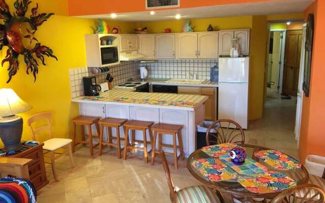 Marina Pinacate 1BR 312 by Casago