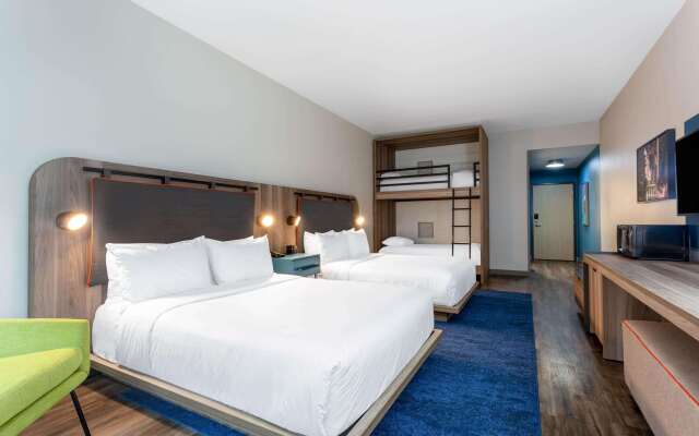 TRYP by Wyndham Orlando