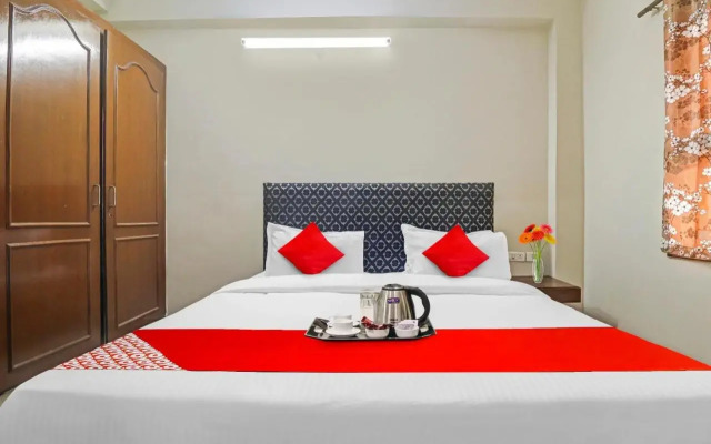 OYO 87614 Altima Suites